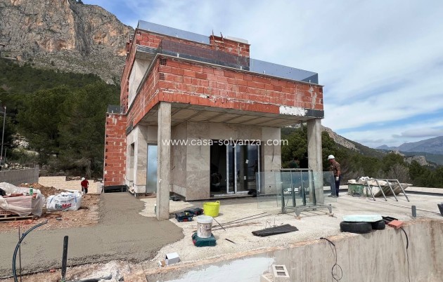 Nouvelle construction - Villa - Polop