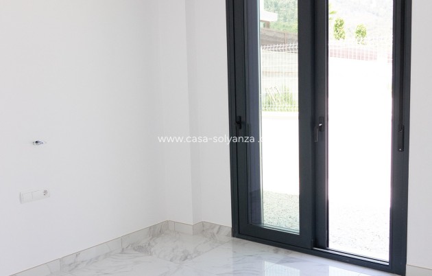 Neue Gebäude - Villa - Polop