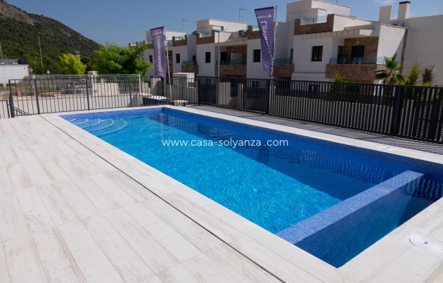 Neue Gebäude - Villa - Polop