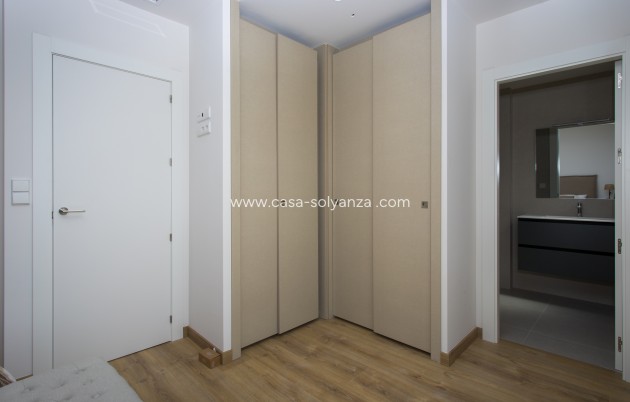 Neue Gebäude - Stadthaus - Monforte del Cid