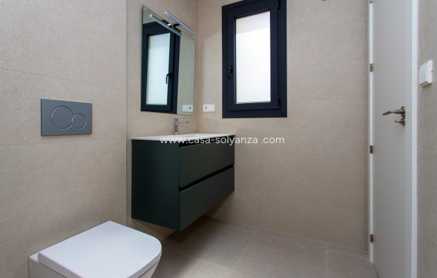 Neue Gebäude - Stadthaus - Monforte del Cid