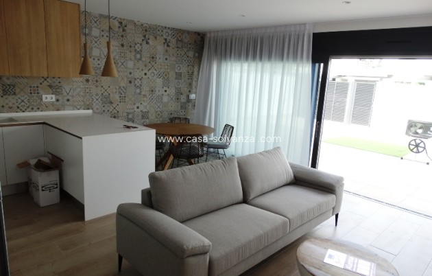 Obra nueva - Adosado - Pilar de la Horadada