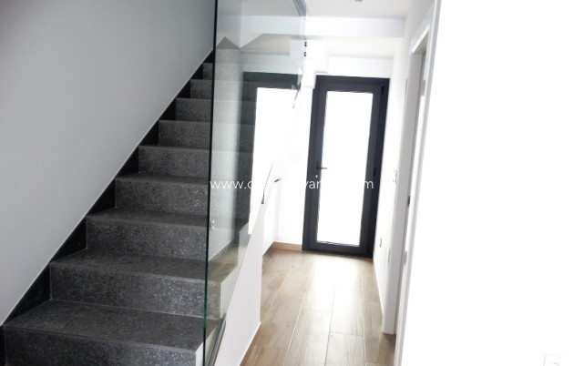 Obra nueva - Adosado - Pilar de la Horadada