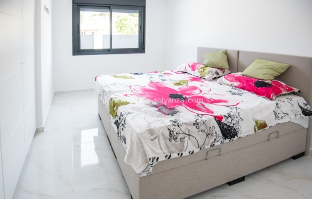 Obra nueva - Villa - Pinar de Campoverde