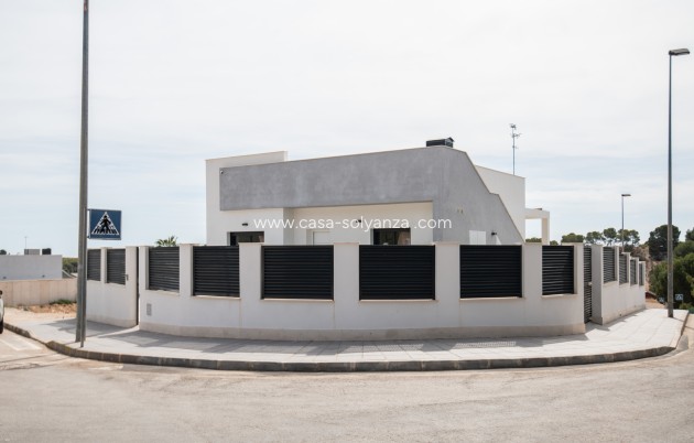 Obra nueva - Villa - Pinar de Campoverde