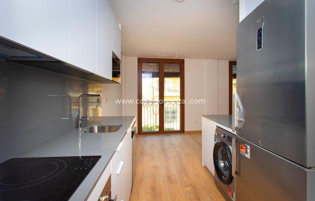 Neue Gebäude - Wohnung - Hondón de las Nieves