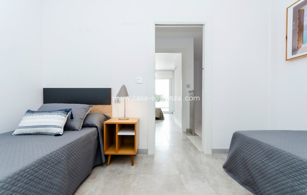 Neue Gebäude - Stadthaus - Torrevieja