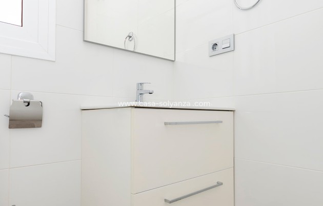 Neue Gebäude - Stadthaus - Torrevieja