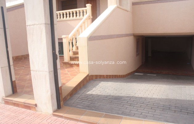 Neue Gebäude - Stadthaus - Torrevieja