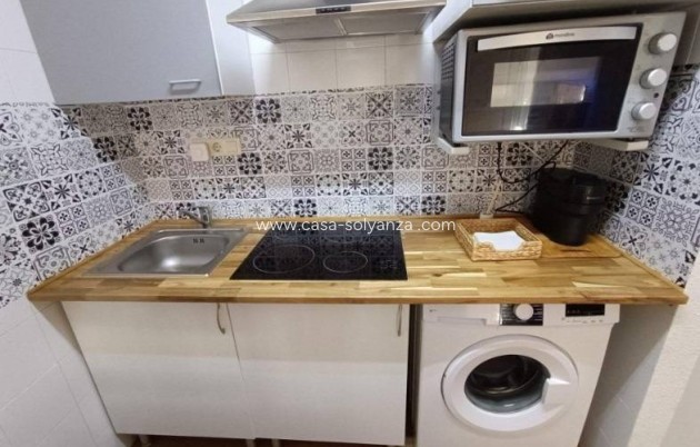 Resale - Apartment / flat - Torrevieja - Los Balcones