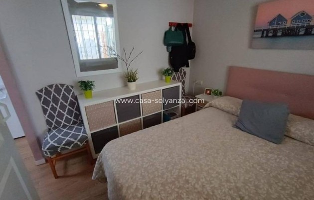 Resale - Apartment / flat - Torrevieja - Los Balcones