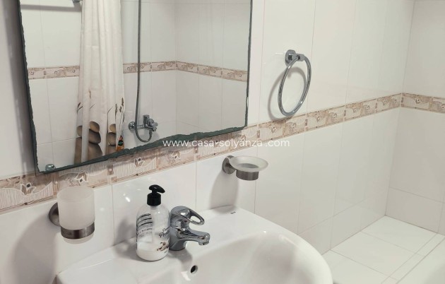 Resale - Apartment / flat - Torrevieja - Center