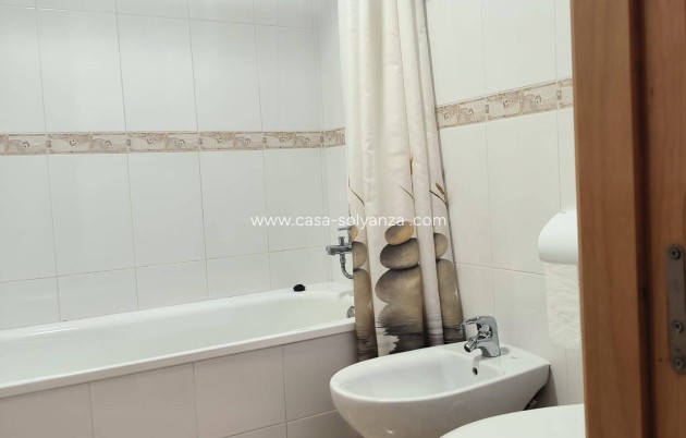 Resale - Apartment / flat - Torrevieja - Center