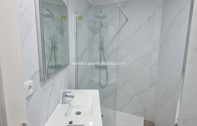 Herverkoop - Appartement / flat - Torrevieja - La Mata