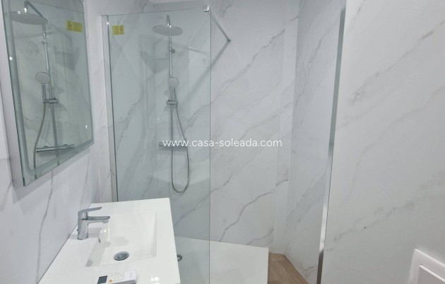 Herverkoop - Appartement / flat - Torrevieja - La Mata