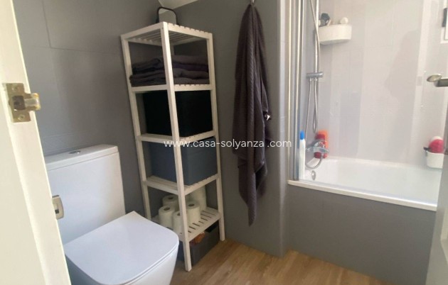 Revente - Appartement - Torrevieja - Torretas