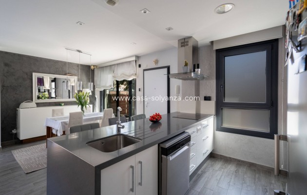 Resale - Villa - Torrevieja - Aguas nuevas