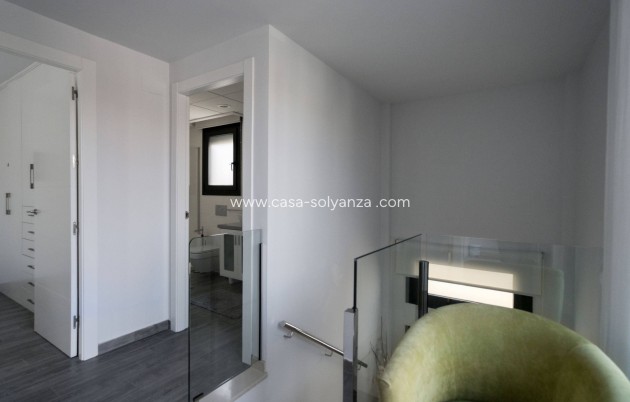 Resale - Villa - Torrevieja - Aguas nuevas
