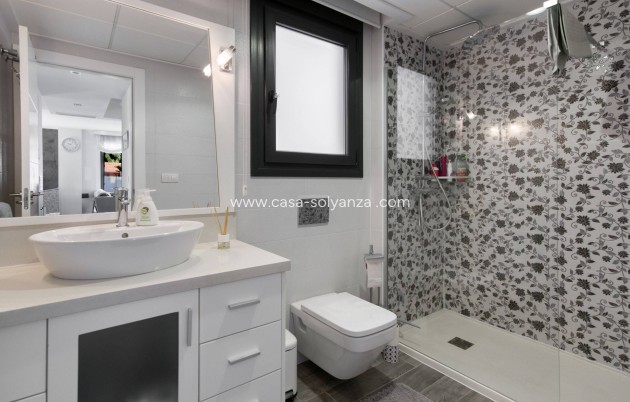Resale - Villa - Torrevieja - Aguas nuevas