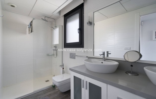 Resale - Villa - Torrevieja - Aguas nuevas