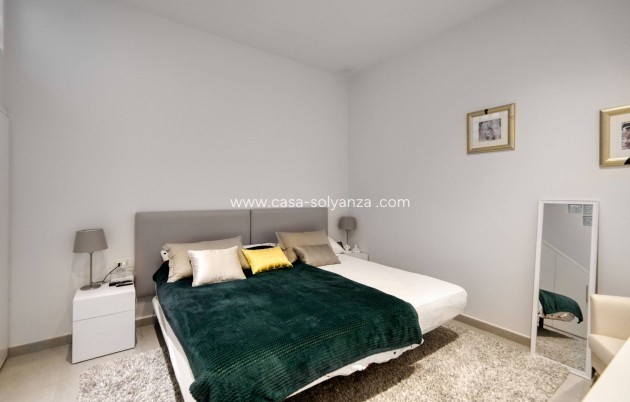 Resale - Villa - Torrevieja - Aguas nuevas