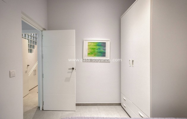 Resale - Villa - Torrevieja - Aguas nuevas