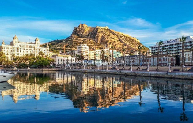 Neue Gebäude - Wohnung - Alicante - Center