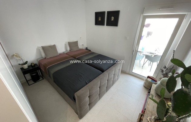 Resale - Bungalow - Pilar de la Horadada - Costa Blanca