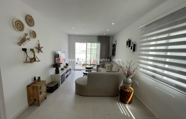 Resale - Bungalow - Pilar de la Horadada - Costa Blanca