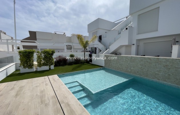 Resale - Bungalow - Pilar de la Horadada - Costa Blanca