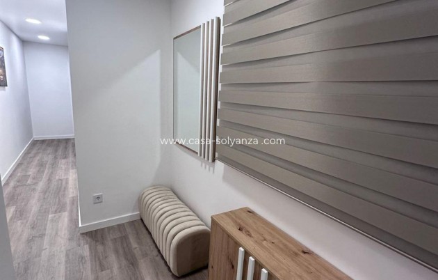 Resale - Apartment / flat - Torrevieja - Estacion Autobuses