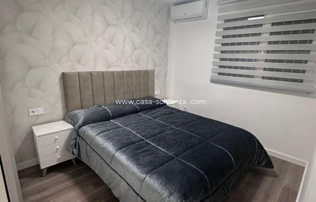 Resale - Apartment / flat - Torrevieja - Estacion Autobuses