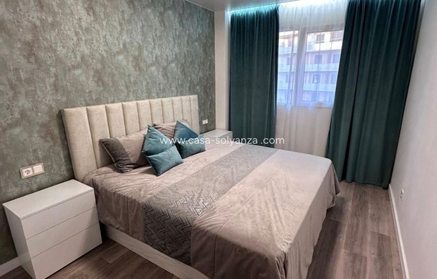 Resale - Apartment / flat - Torrevieja - Estacion Autobuses