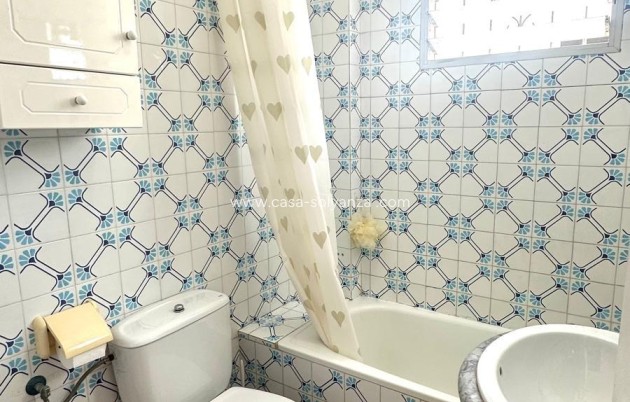 Resale - Apartment / flat - Torrevieja - Playa de los Locos