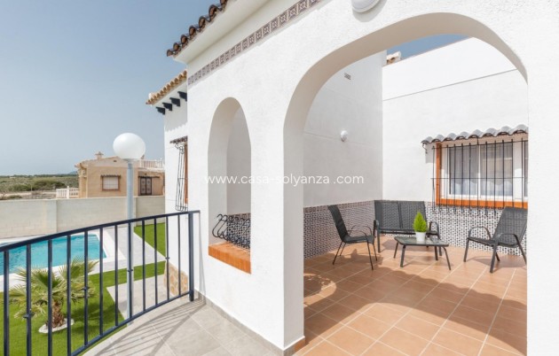 Obra nueva - Villa - Gea Y Truyols