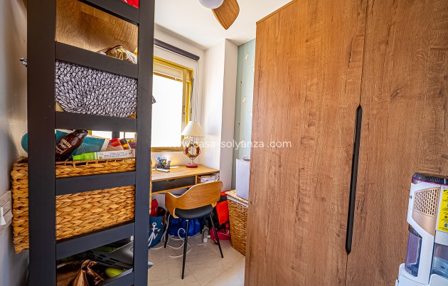 Wiederverkauf - Wohnung - Torrevieja - Playa de los Locos