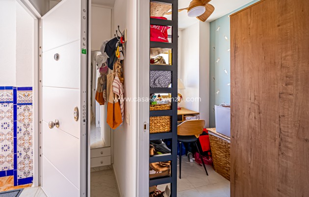 Wiederverkauf - Wohnung - Torrevieja - Playa de los Locos