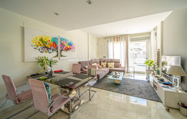 Resale - Villa - Orihuela Costa - Lomas de Cabo Roig