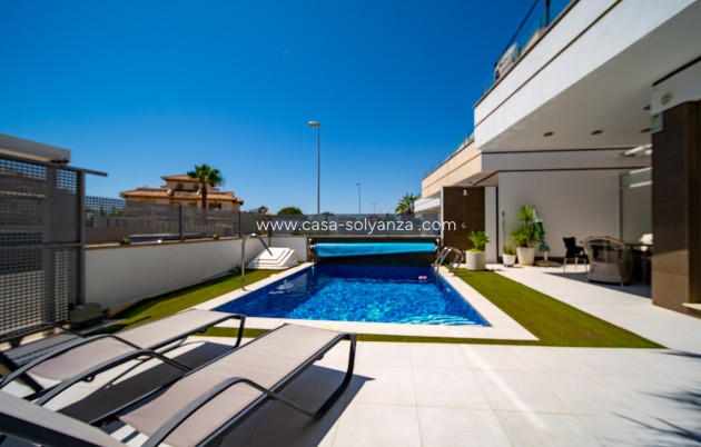 Resale - Villa - Orihuela Costa - Lomas de Cabo Roig