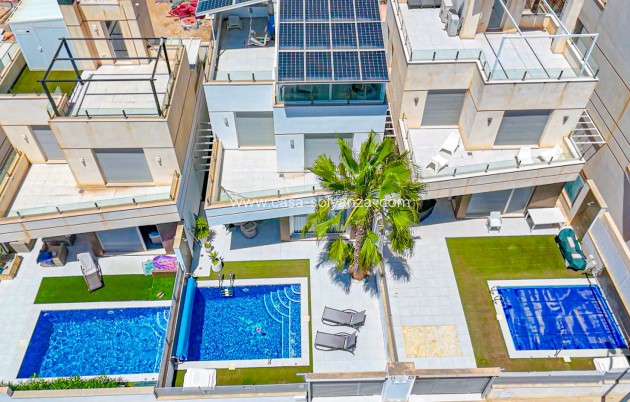 Resale - Villa - Orihuela Costa - Lomas de Cabo Roig