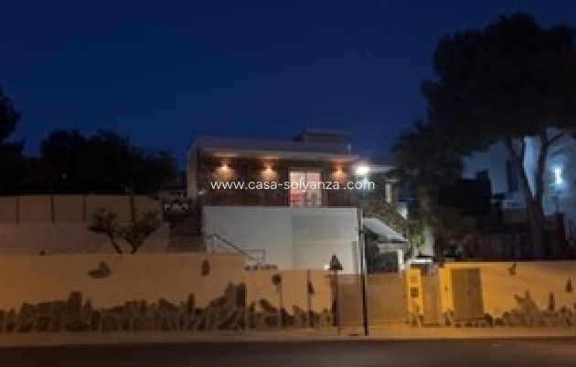 Resale - Villa - La Nucía - Costa Blanca