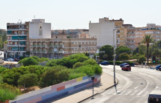 Resale - Apartment / flat - Torrevieja - Costa Blanca