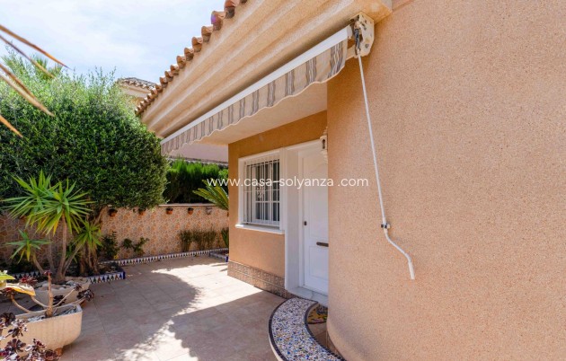Revente - Villa - Orihuela Costa - Punta Prima