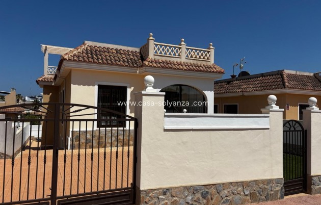 Resale - Villa / Detached - Ciudad Quesada
