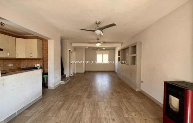 Resale - Villa - San Miguel de Salinas - Inland