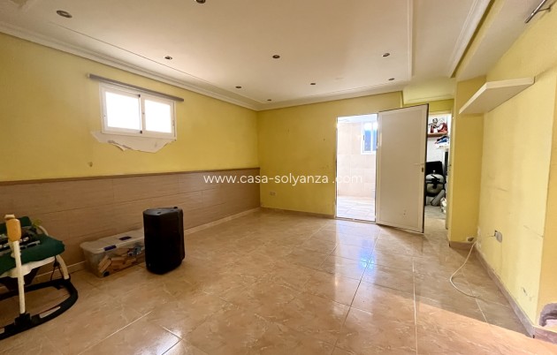Resale - Villa - San Miguel de Salinas - Inland