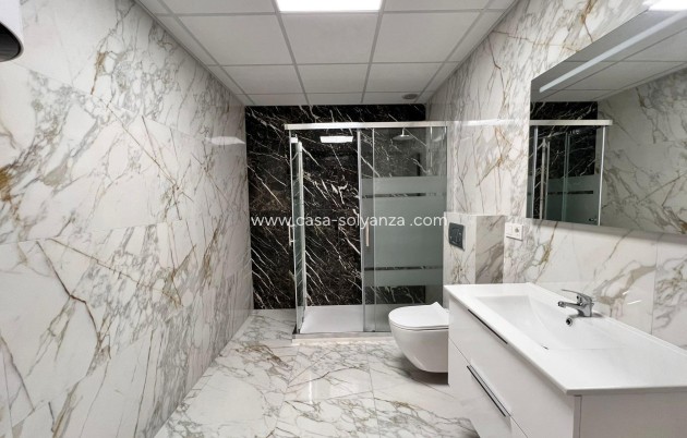 Revente - Appartement - Torrevieja - Center