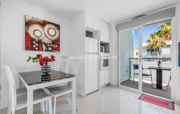 Resale - Bungalow - Punta Prima - Costa Blanca