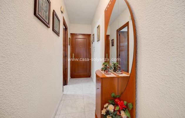 Resale - Apartment / flat - Torrevieja - Playa del Cura