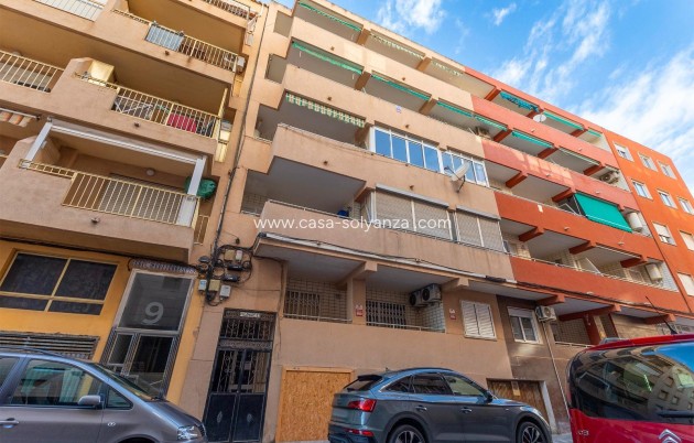 Reventa - Apartamento / piso - Torrevieja - Center